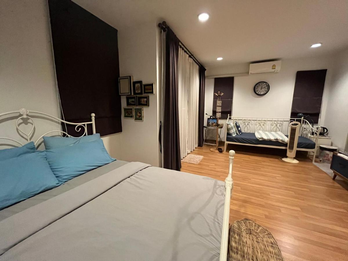 Autta House Appartement Bangkok Buitenkant foto