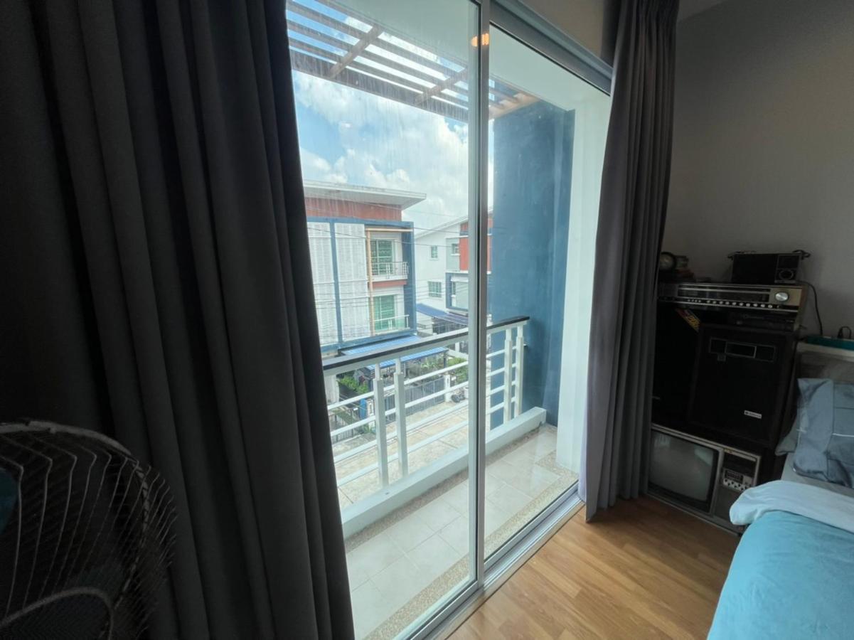 Autta House Appartement Bangkok Buitenkant foto