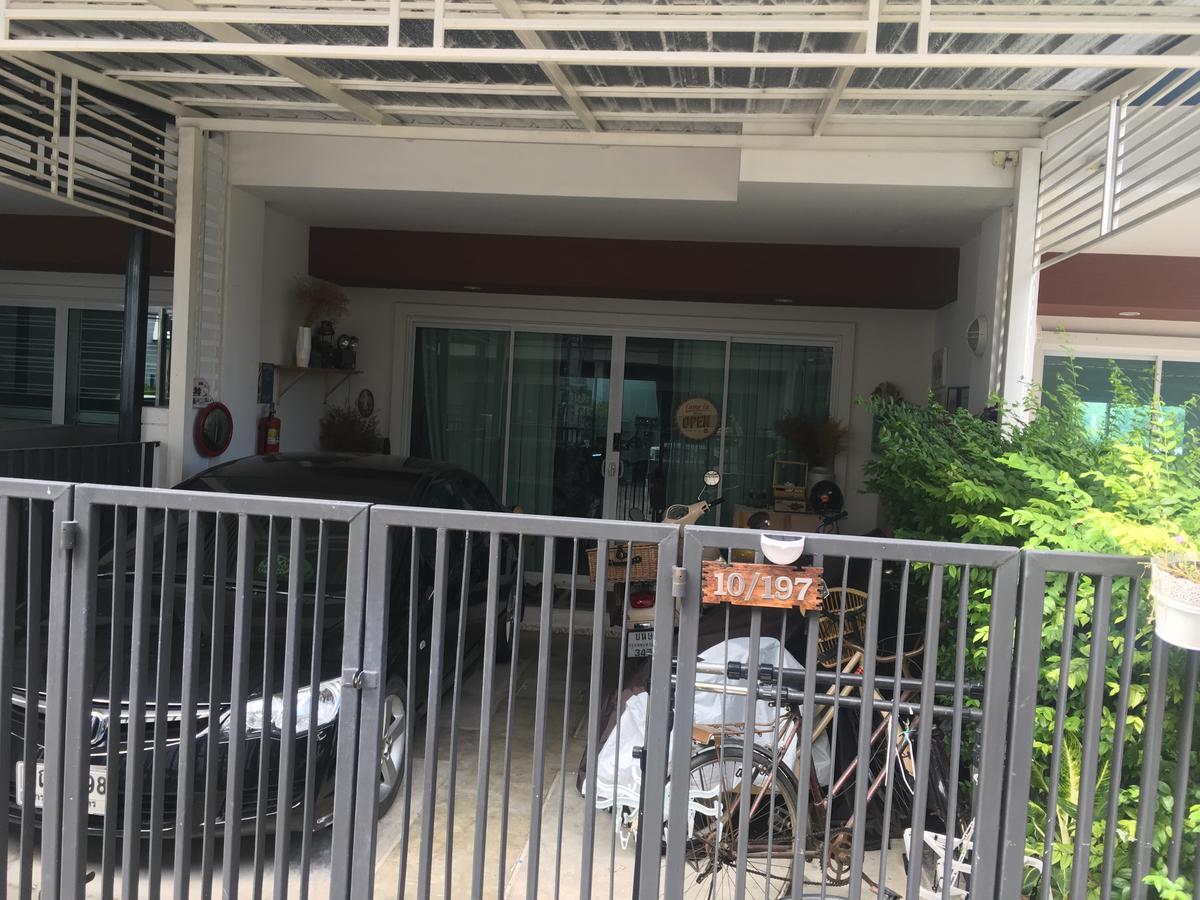 Autta House Appartement Bangkok Buitenkant foto